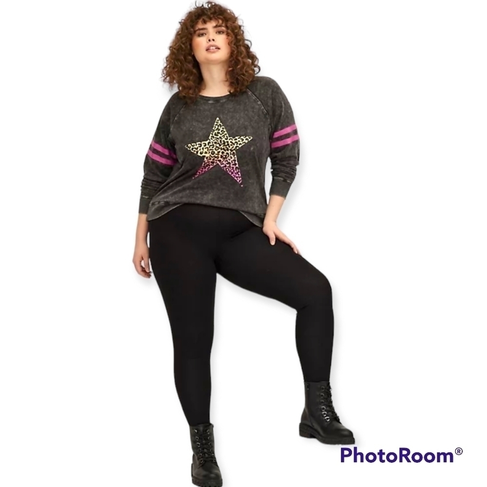𝅺TORRID Lovesick Raglan Sweatshirt Size 18/20